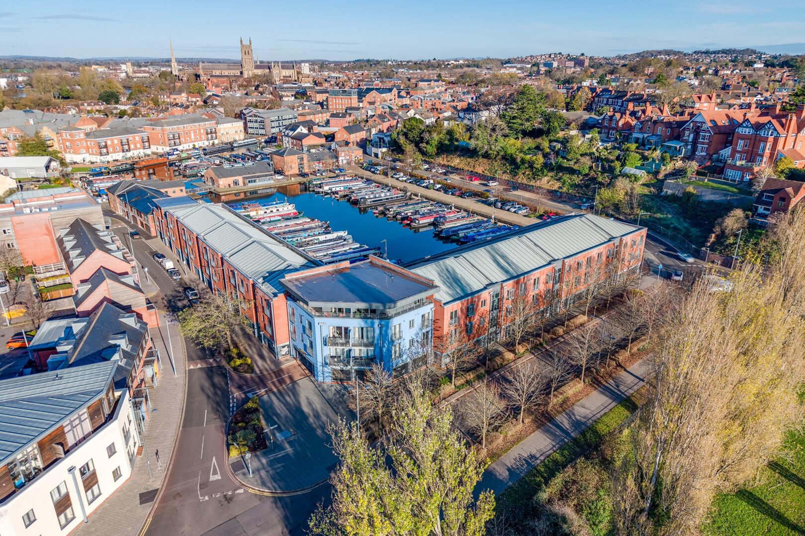 2 bed property in Diglis Dock Road, Worcester
